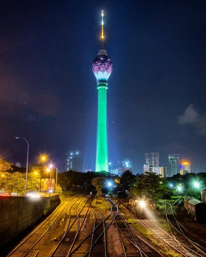 The Lotus Tower Sri lanka pic by Nazly Ahmed on Twitter